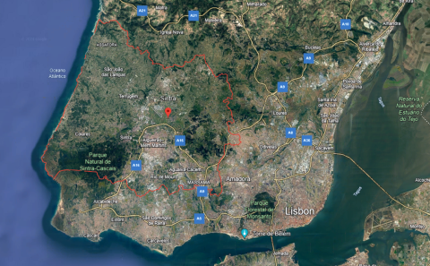 Contour map showing Sintra, Lisbon, Atlantic Ocean, landmarks and roads